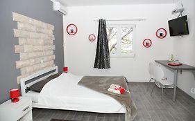 Apartments & Room Dijana